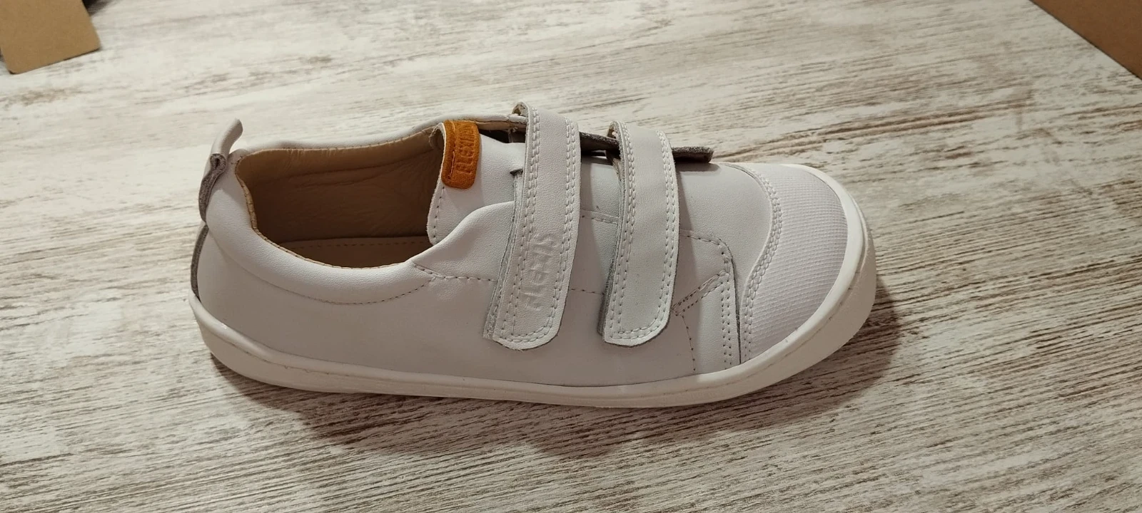 Deportiva Flexinens Blanco en color Blanco