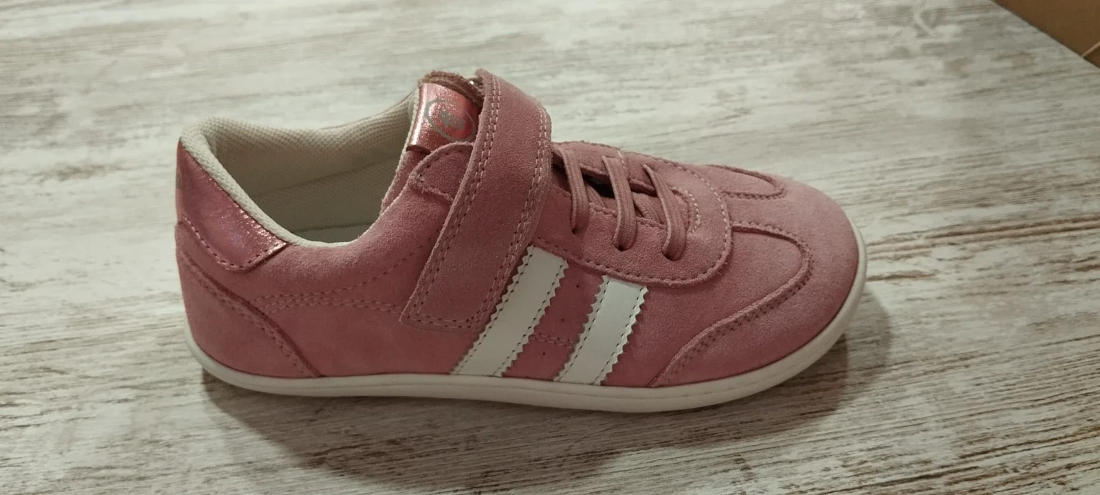 Deportiva Rosa Chetto en color Rosa