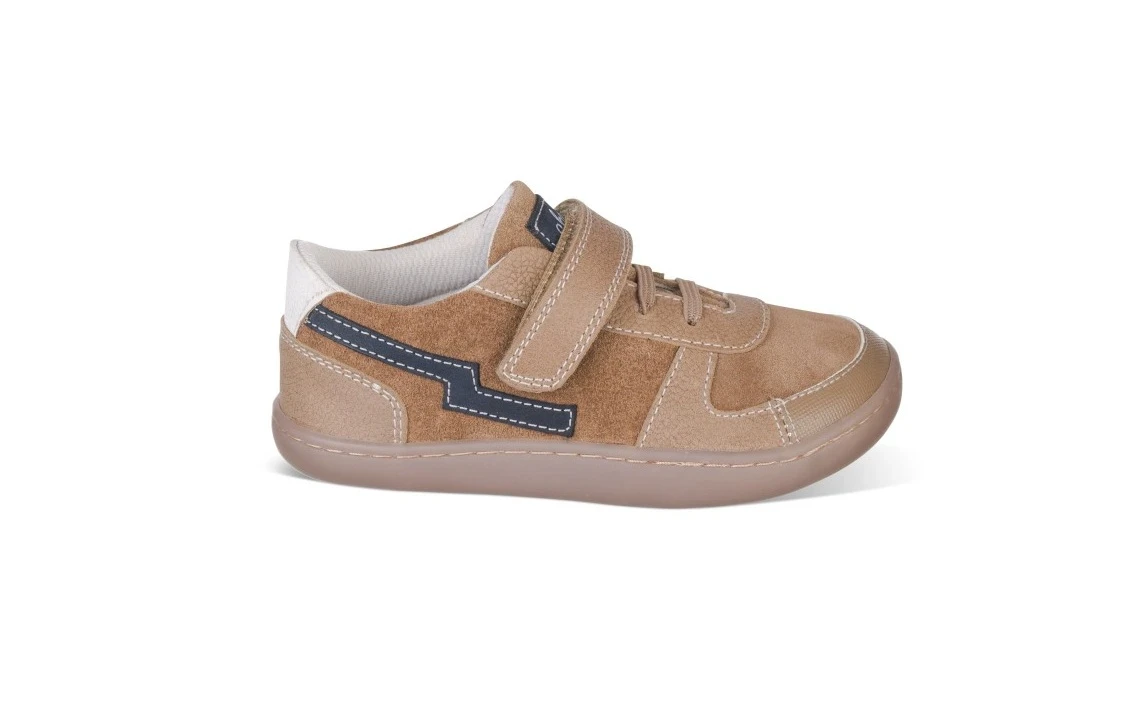DEPORTIVO BAREFOOT EN PIEL - CHETTO en color Marrón