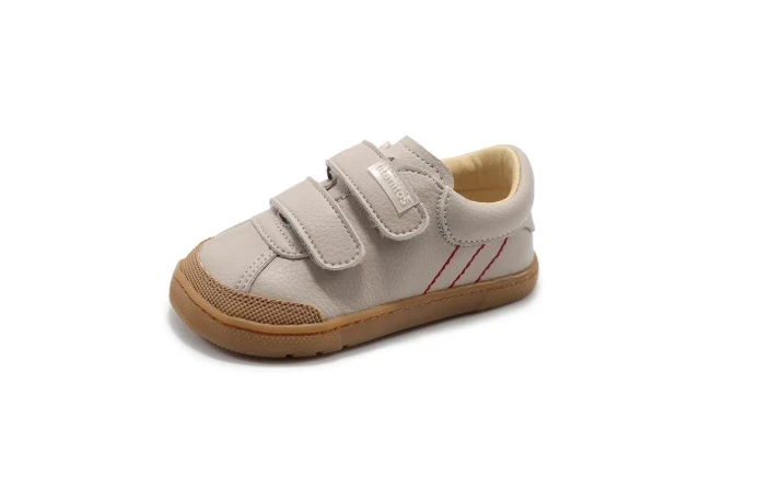 Deportivo niño piel lavable CRB540 Javier en color Beige